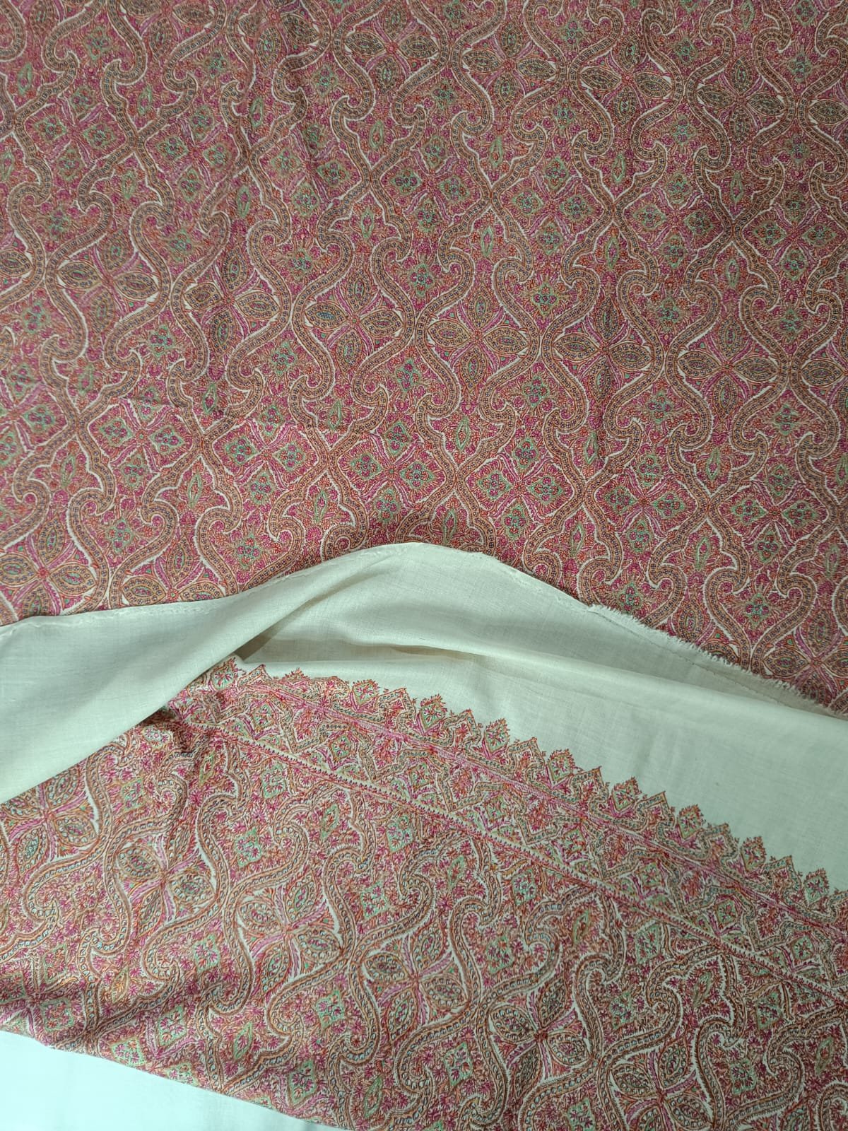 Sozni handmade jamawar pure pashmina off white beautiful colour
