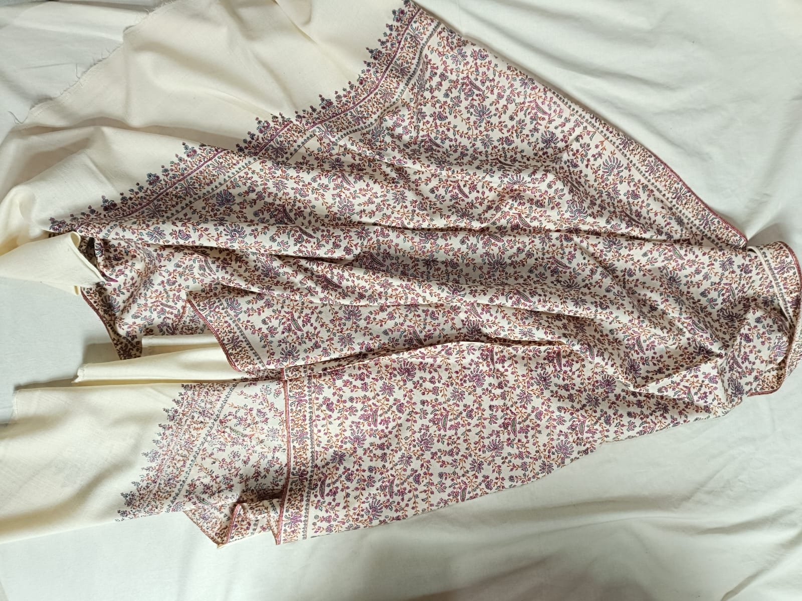 Pure pashmina handmade embroidery designer xclusive needle work jamawar