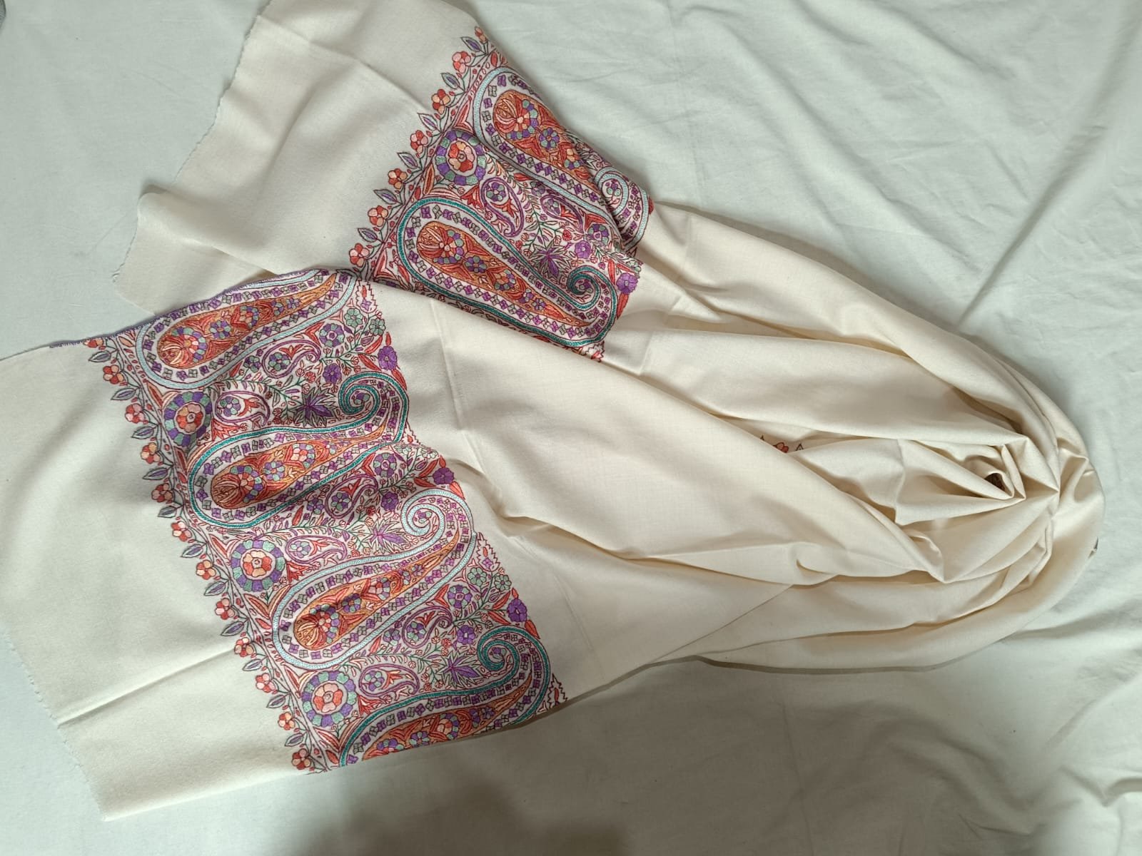 Pure pashmina handmade embroidery original authentic palla border shawl